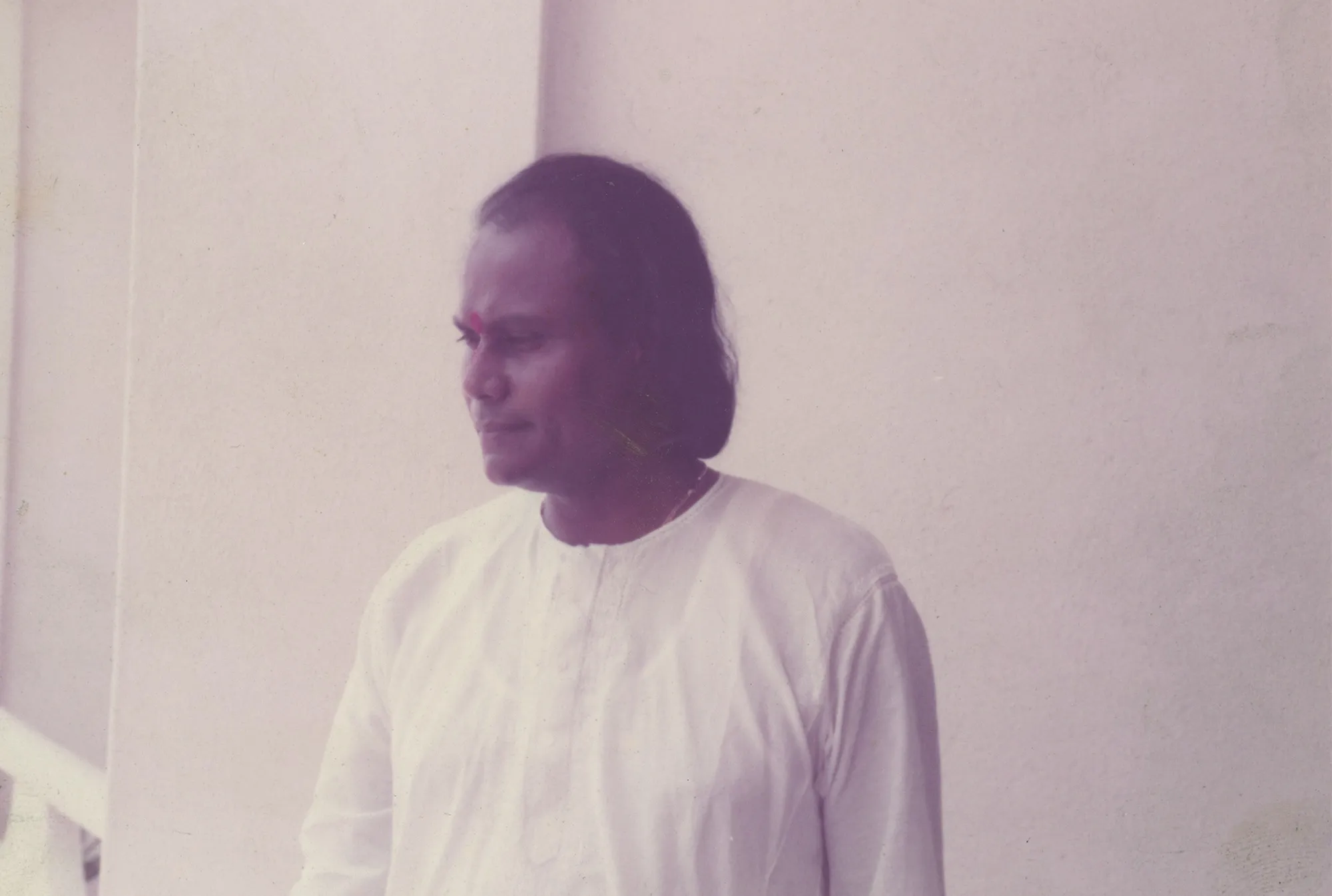 Guru Sri Subramanium in white robes